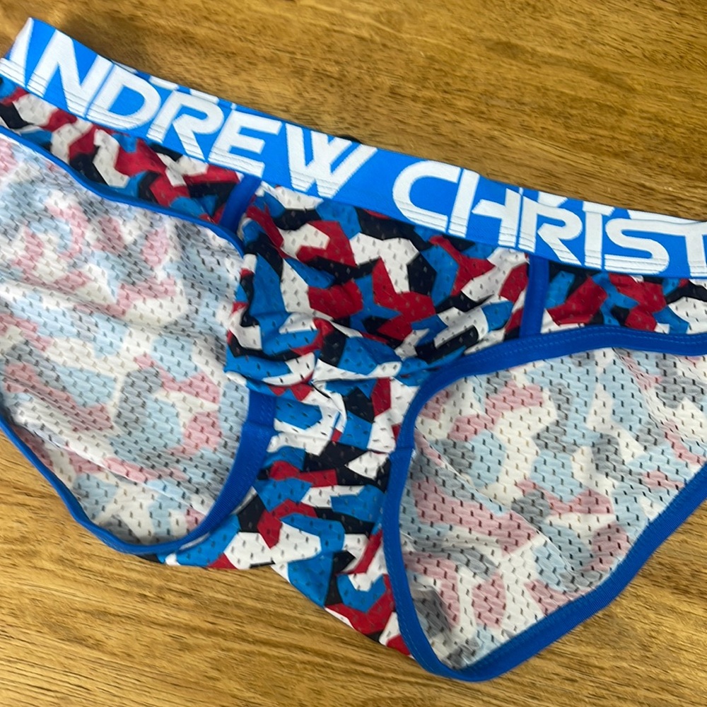 Andrew Christian, LG